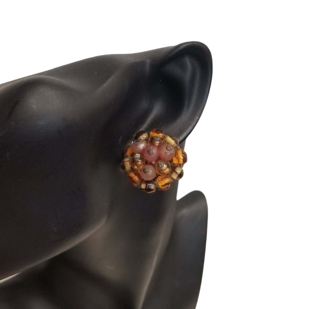 1950S JAPAN MADE ART GLASS BEAD CLUSTER CLIP ON EARRINGS